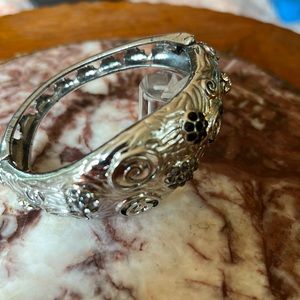 Large chunky bracelet